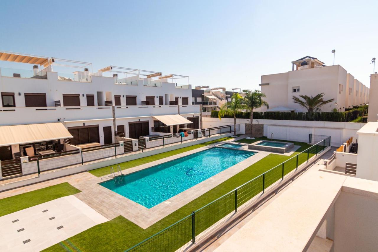 Bahia Homes Τορεβιέχα Εξωτερικό φωτογραφία
